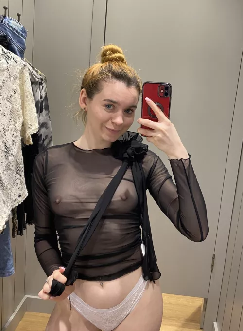 Enjoying my self in the dressing room by _kateedem_