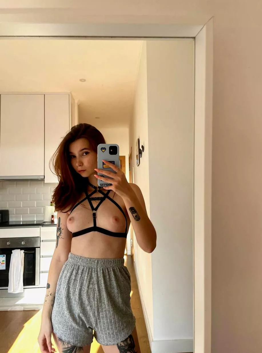 I wanna make you cum tonight, daddy  posted by 6Akarumai6