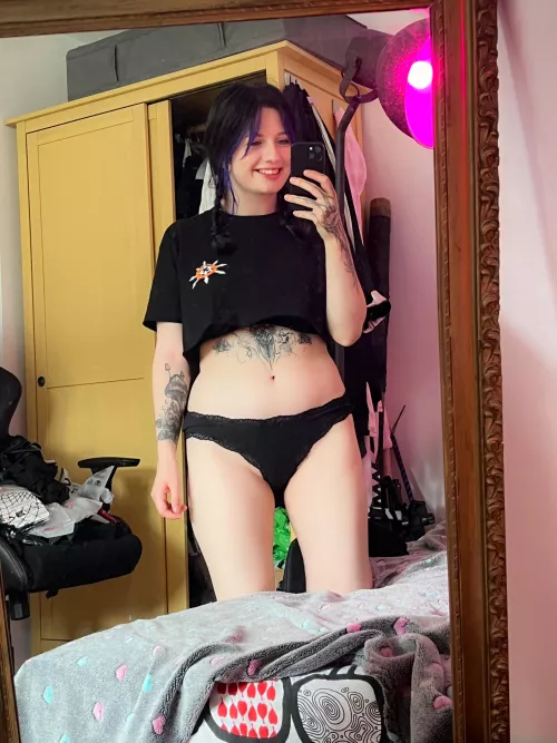 Just a girl in the world [f] by Littlest_Fern