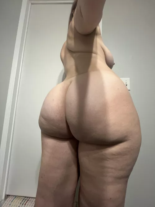 Wanna eat my booty meat by luna-jane