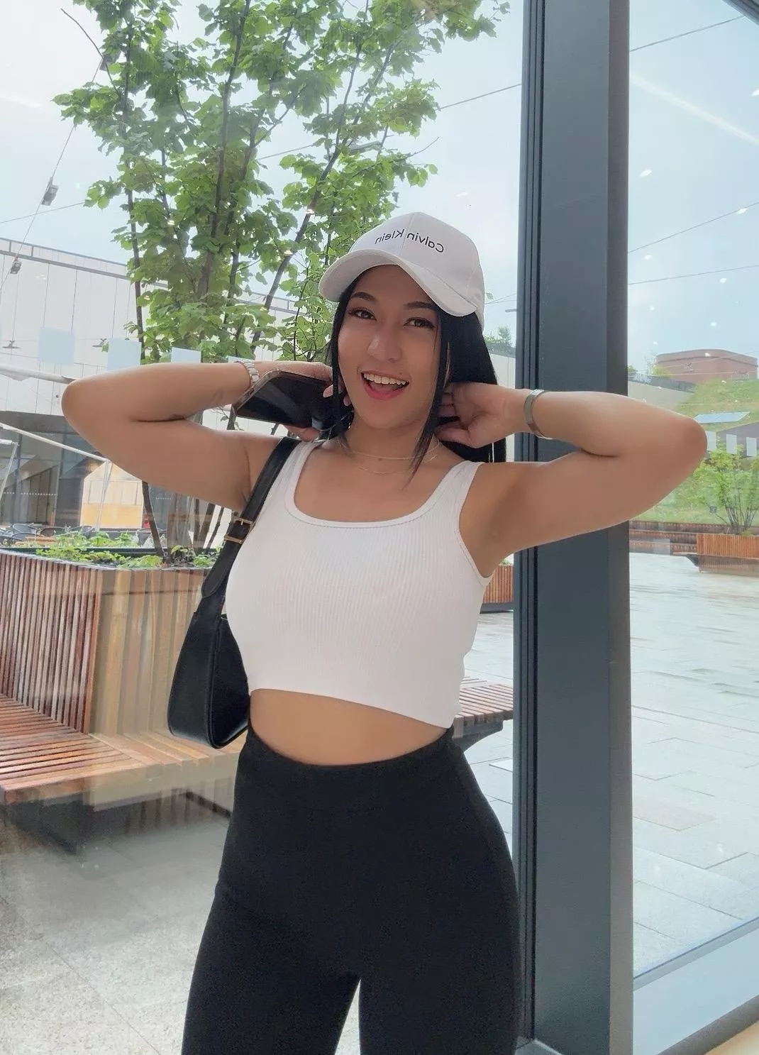 Am i girlfriend material? posted by zetalliu