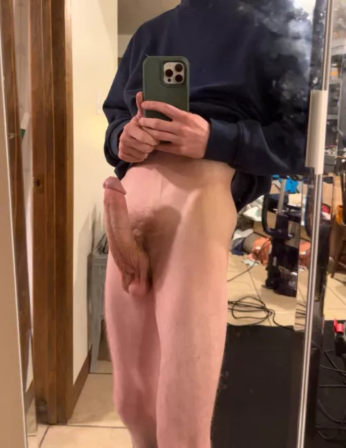 Am I massive? by Apprehensive_Oven449