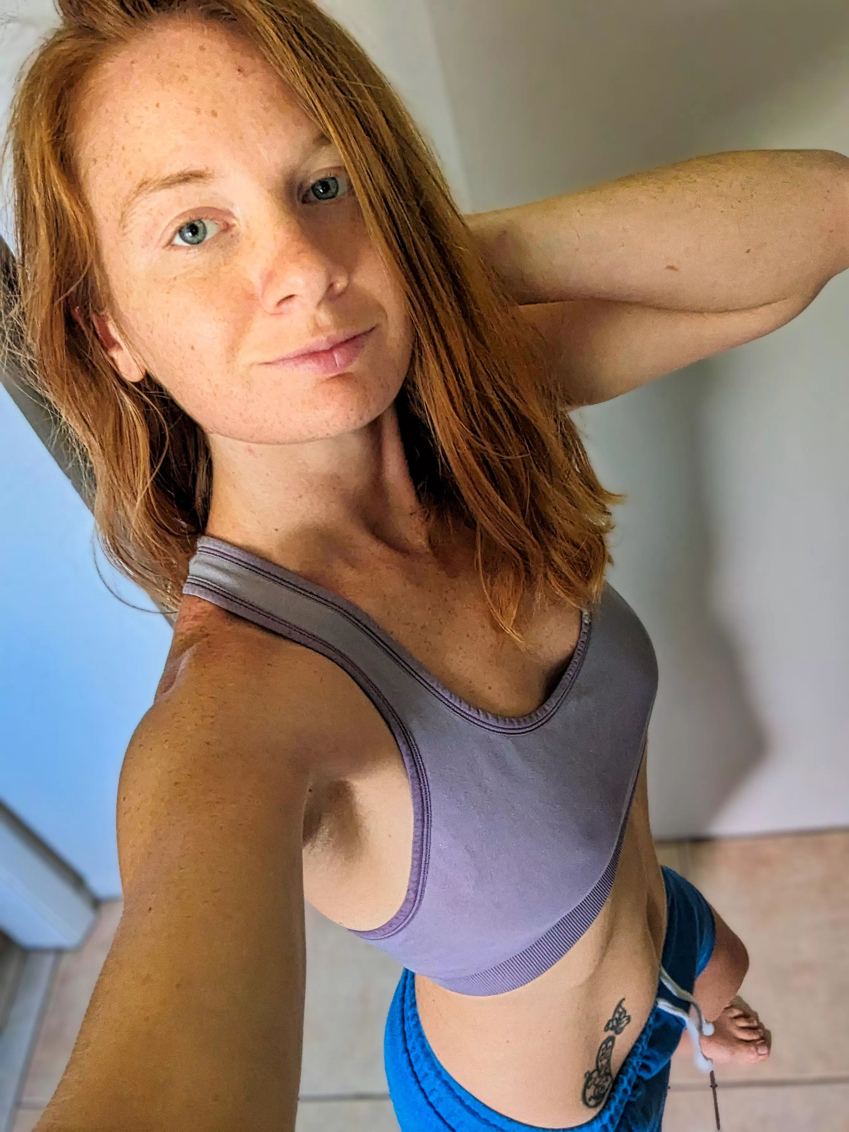 Describe me in one word✍🏻 posted by Redlilyrose