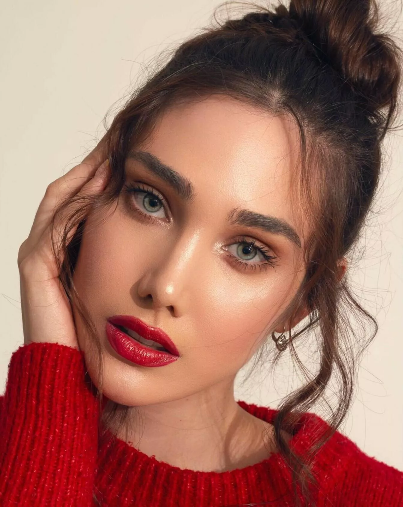 Edymar Martinez posted by qwer5r