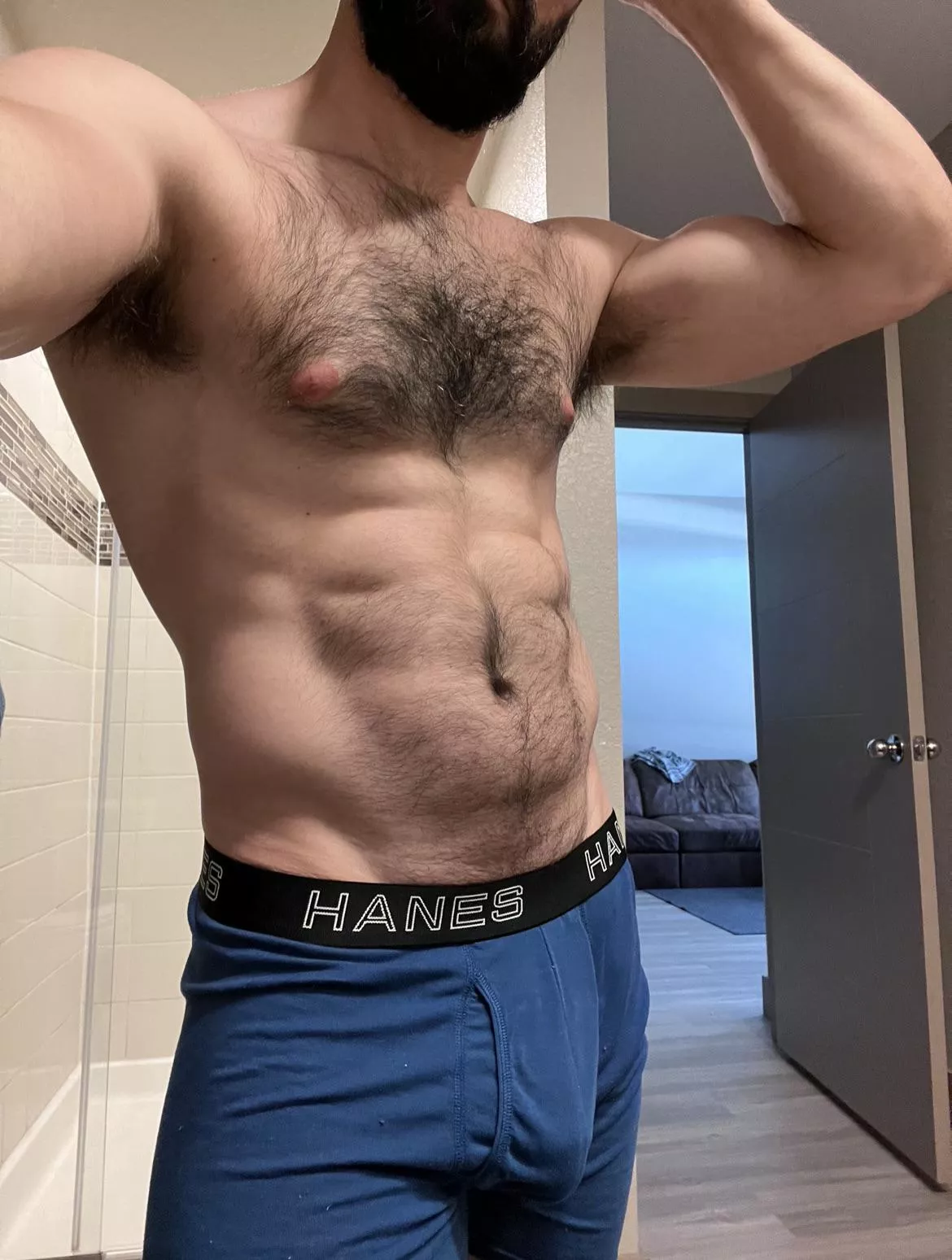 Hanes ;) posted by Bearskinyogii