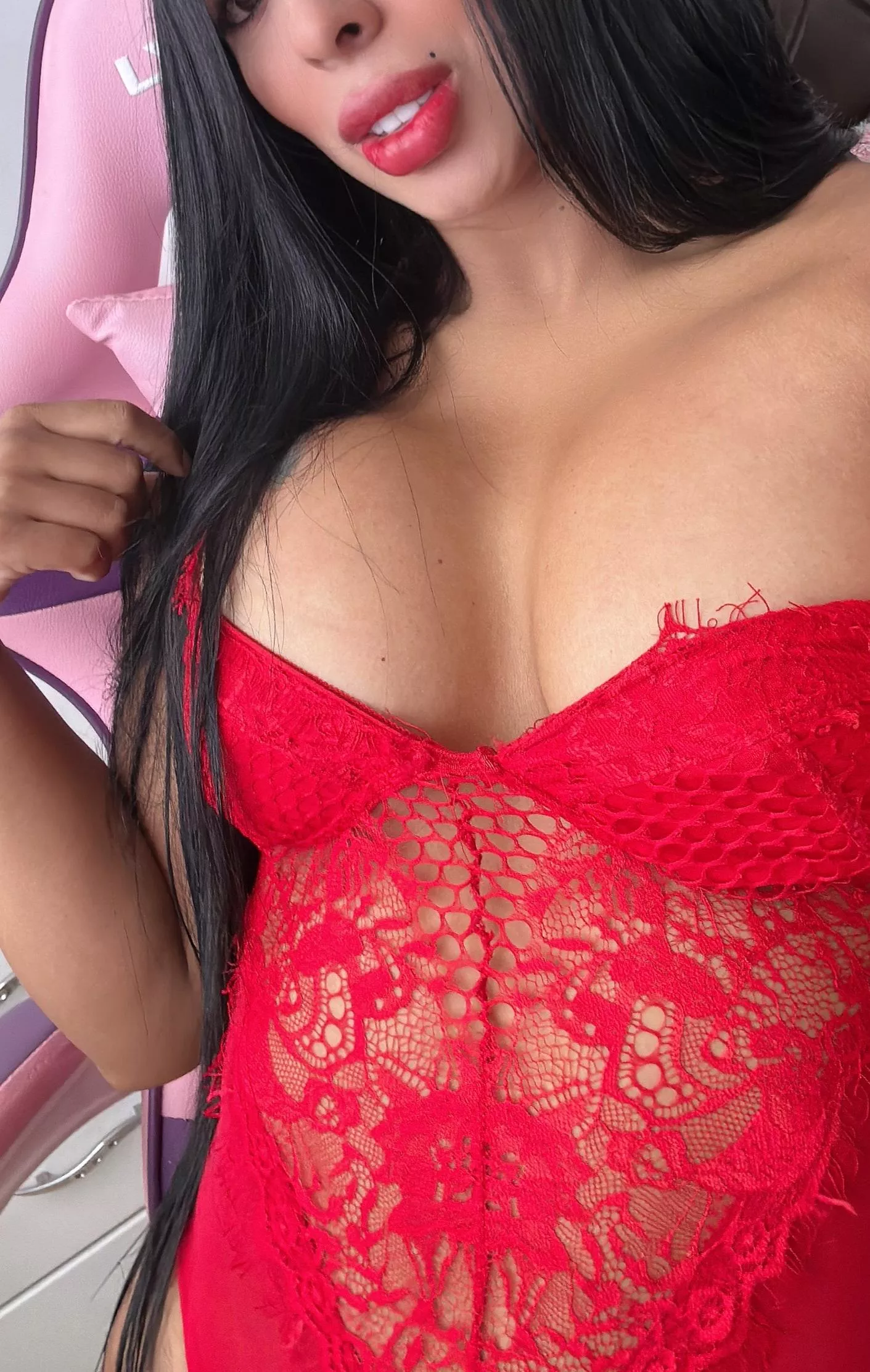 I wonder if you’ll fit inside me posted by Itzel9619