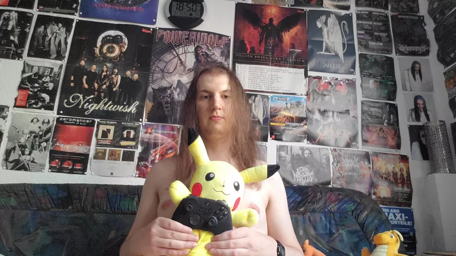 Just an autistic horny gamer which loves to play on XBOX, PC, 3DS and Retro. And he's also a big Pokémon fan. by MarioMax97