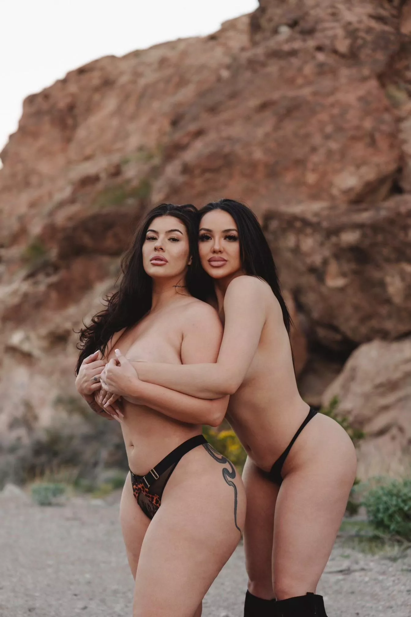 Sexy hitch hikers [2] posted by OfficialZoeRenea