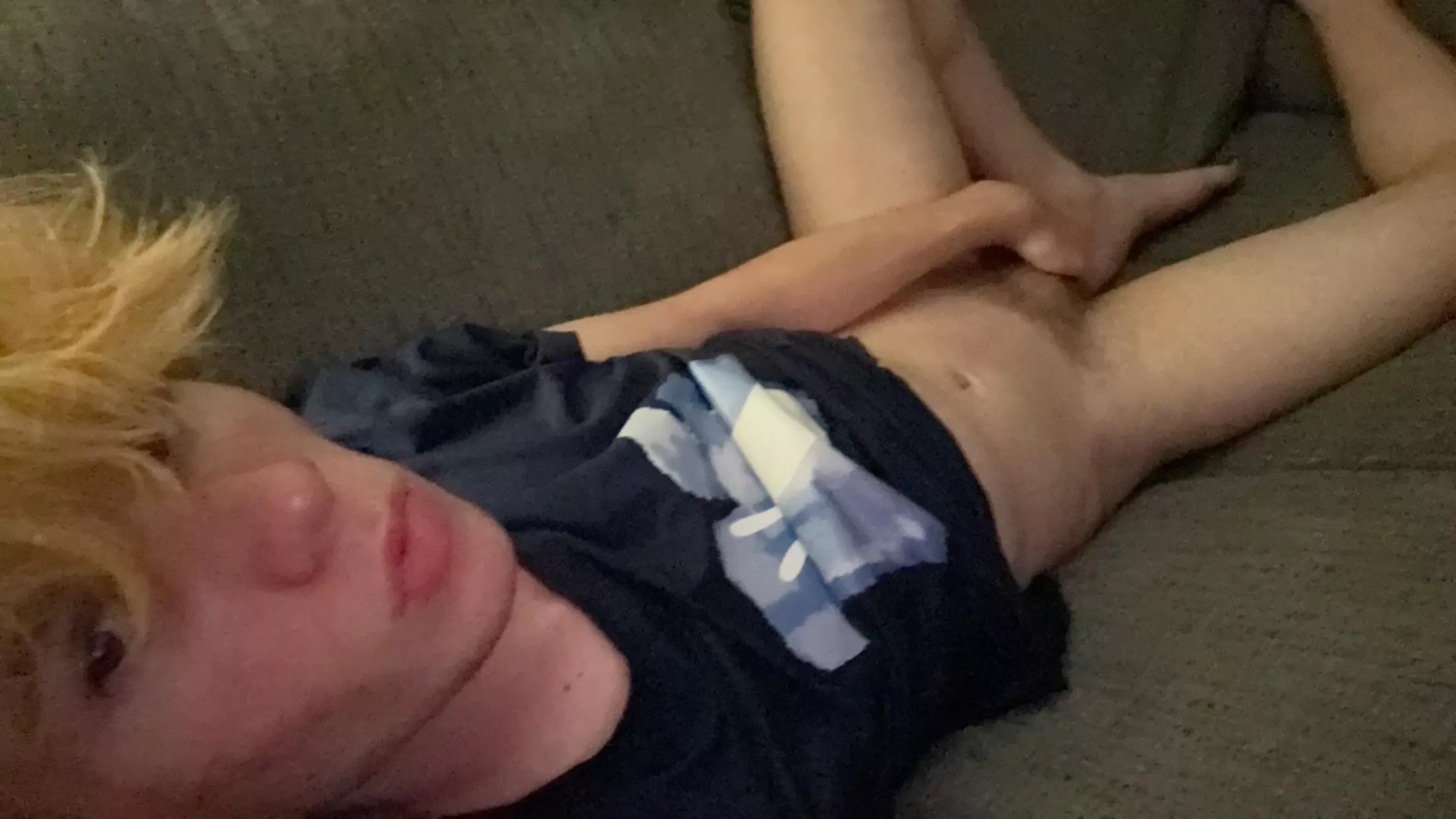 should i move my hand? (18) posted by Far-Employment848