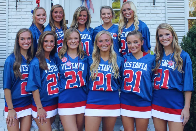 18yo Cheerleaders, start from the top by No-Dragonfly3016