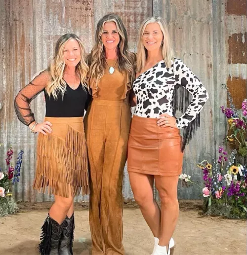 Cowgirl MILFs by bmfan104