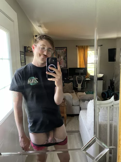 Do you like my new shirt? by djbeefymac