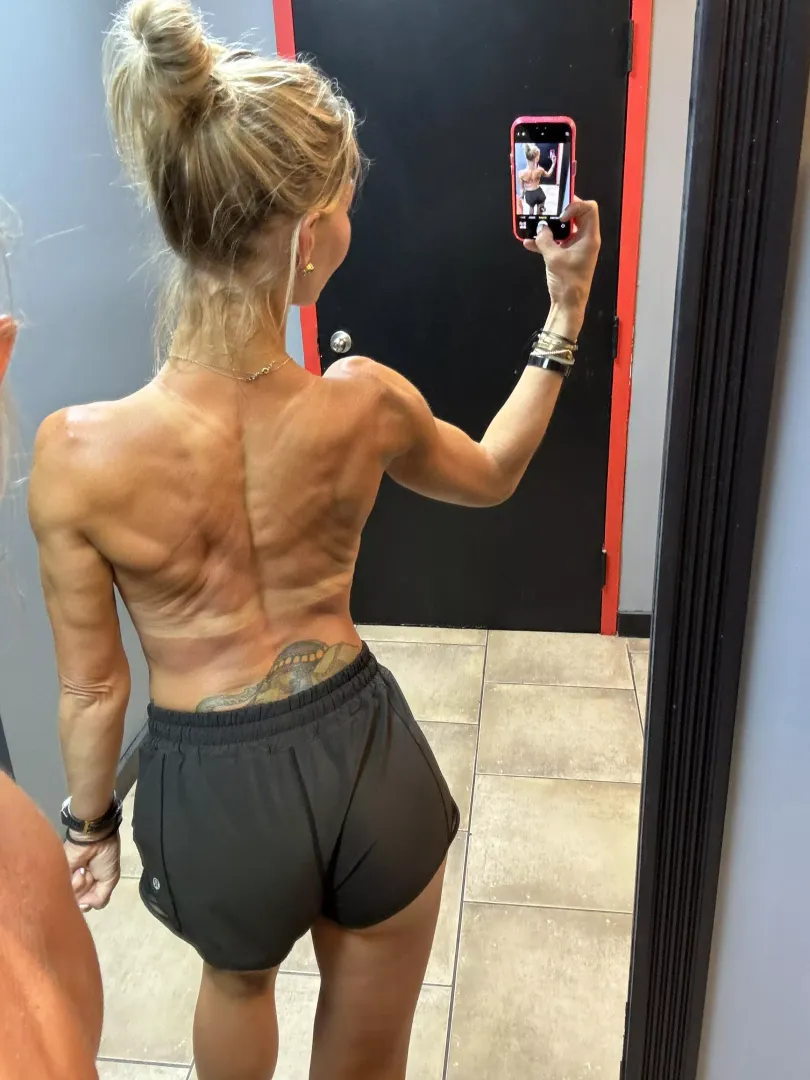 Does a buff back turn you on? posted by fitnesswife1983