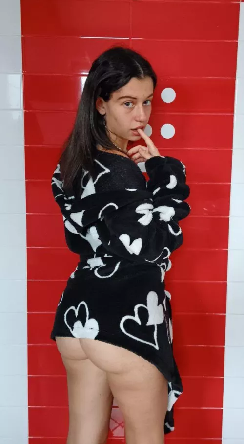 Join me in the shower by OddKick2990