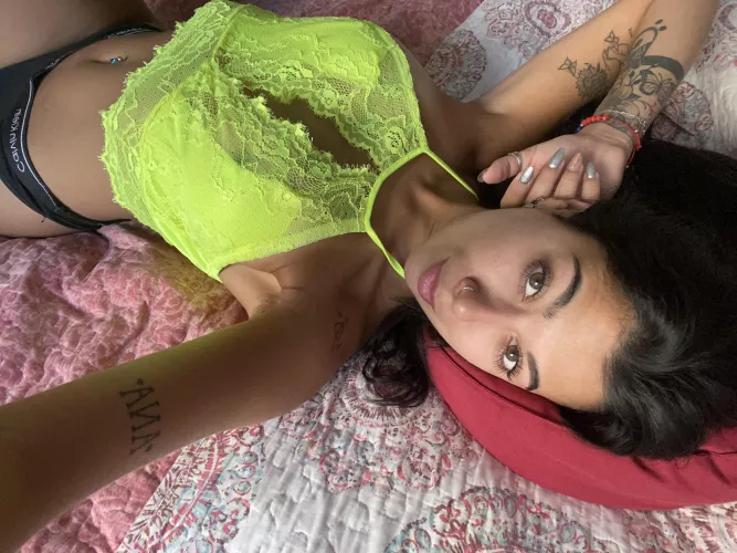 This young slut is always down for a good time by _AdorableBabe