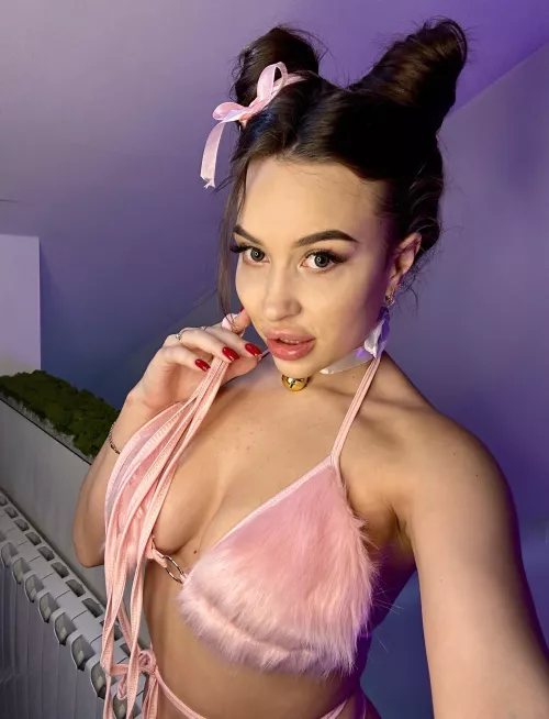 Who wants to play with this cat girl by AlinaKitten