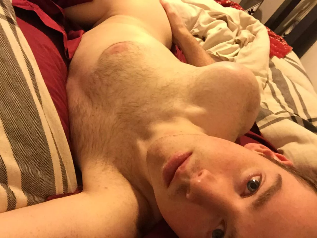 [31] can’t the weekend last a little longer? posted by LeoHomo