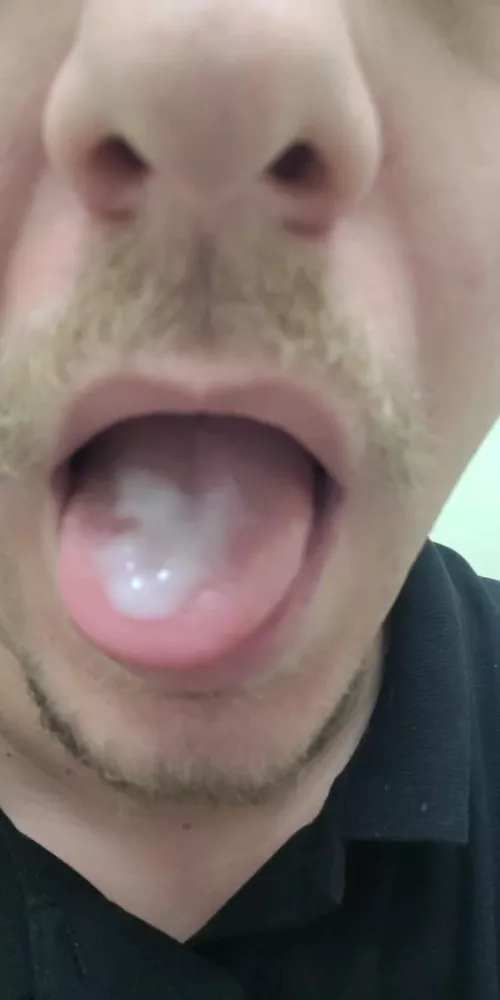 33 m ger, let's trade :) sc: gaping_guy into own cum swallowing, gaping, stretching, prolapse, self fuck, deepthroat and showing off by Gaperguy