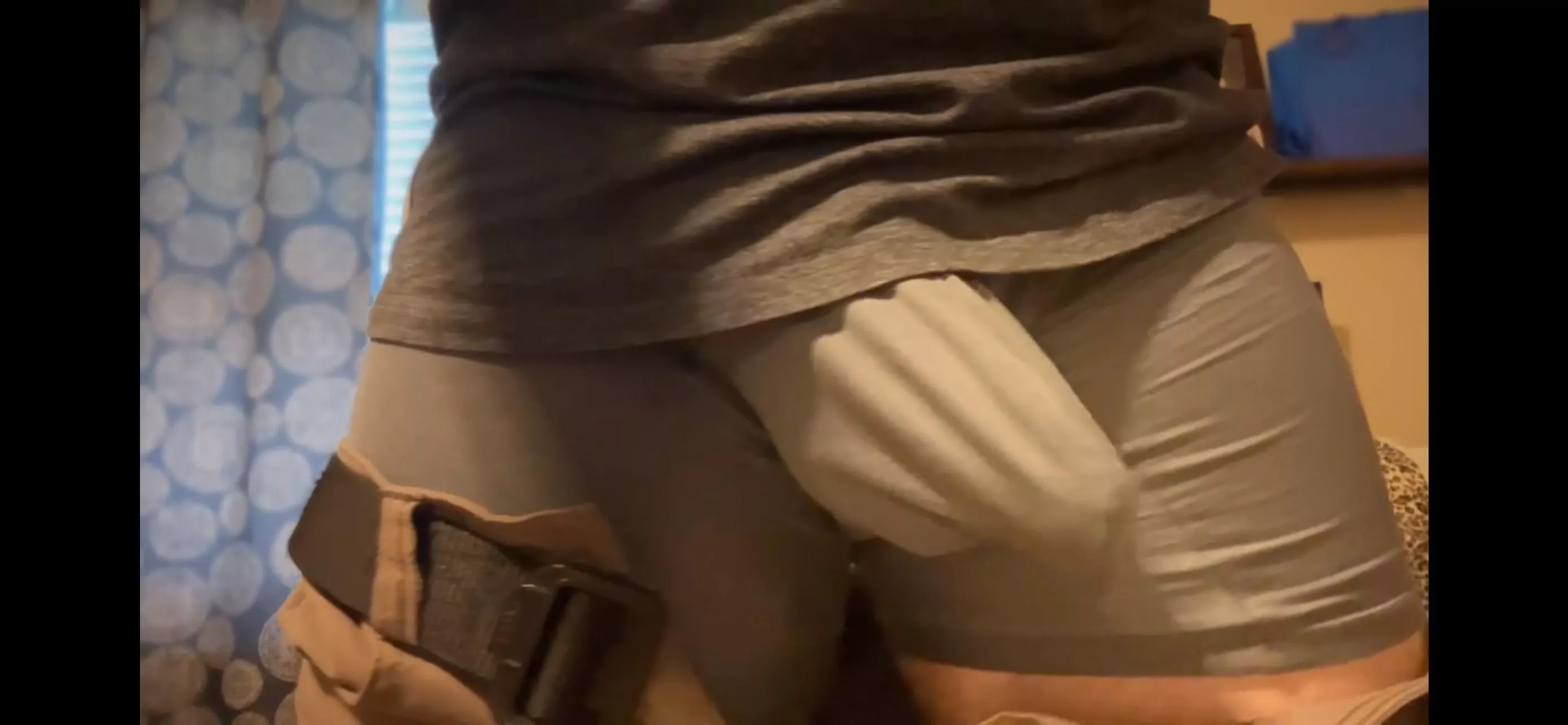 [33] swangin’ posted by bruhtatoe45