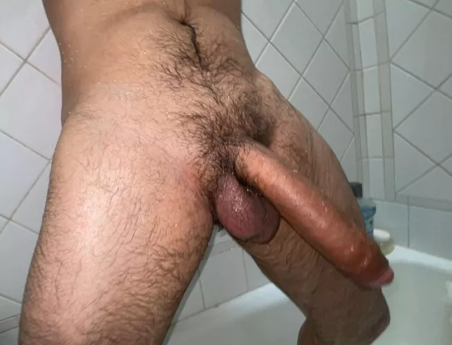 (40) 👋 if you’re sitting at home with your legs open wishing someone would pull your hair and put you in your fucking place by Loving5adist