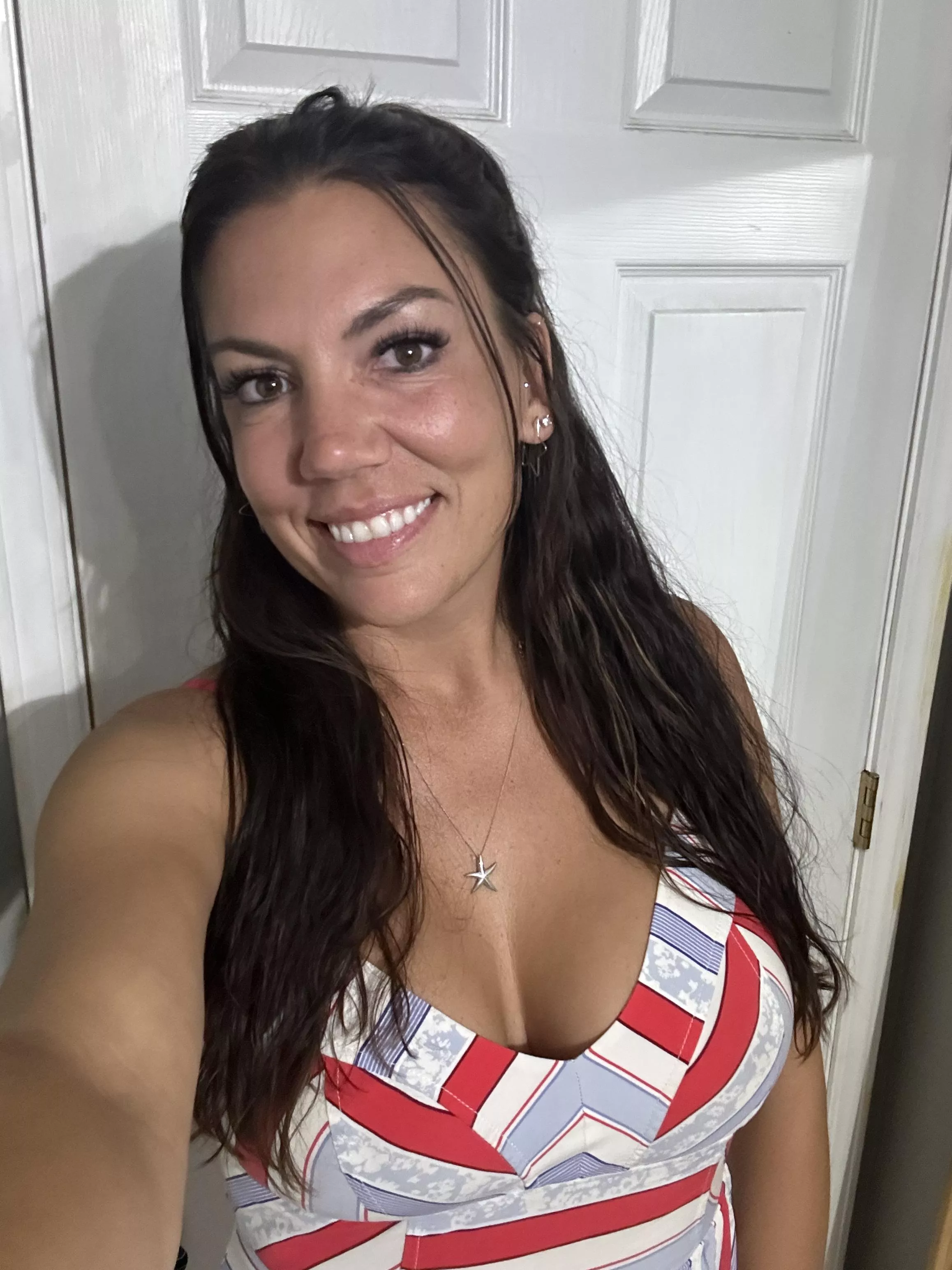 Braless and happy posted by jasmine_cole