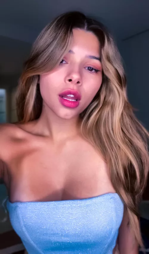 Do men really prefer tanlines? by That_Butterscotch988