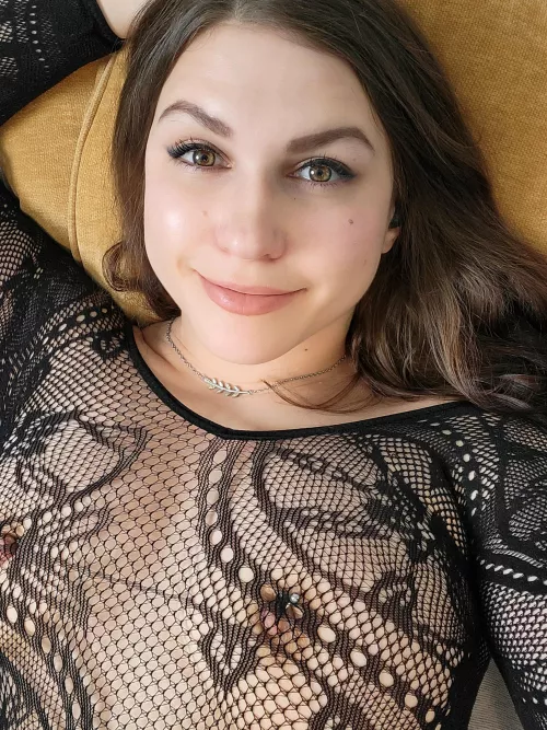 Hey babes, coming online at @chaturbate [Tiny_hat by Tiny_hat_