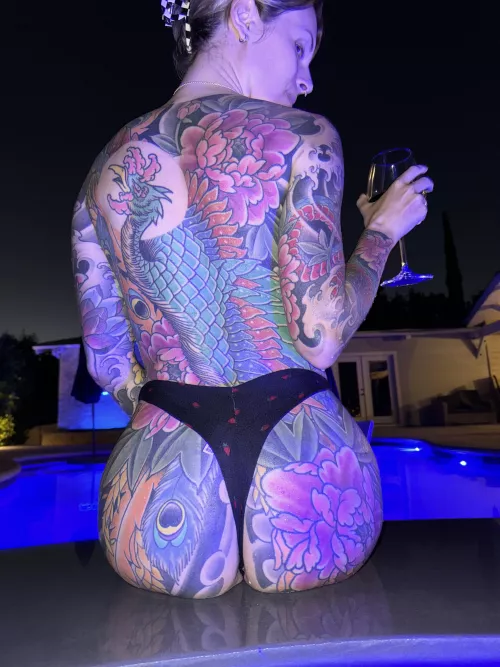 How I spend my time at home by kuzagirl