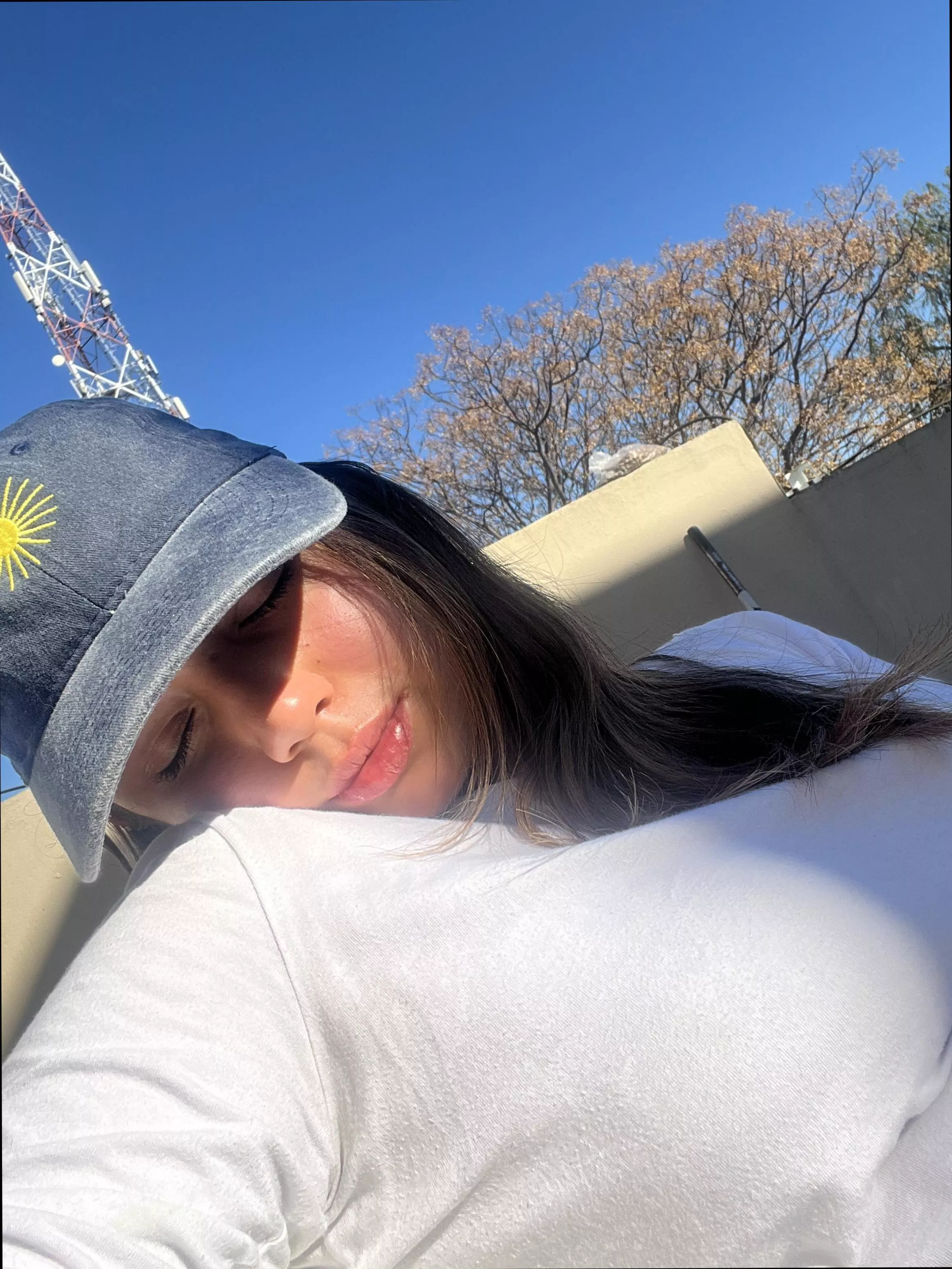 I need help to get naked posted by s0phiaa-L0ve