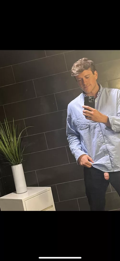 If you know me, tell me my name. Everyone say hi by hunginMiami