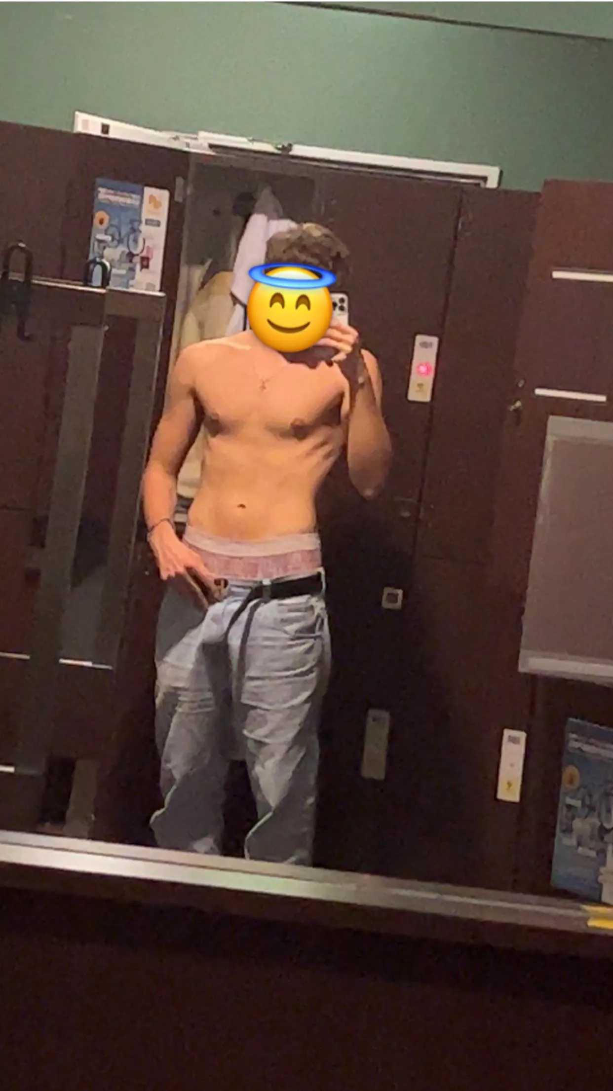 18yo need cum and cocks posted by Loose_Economics4829