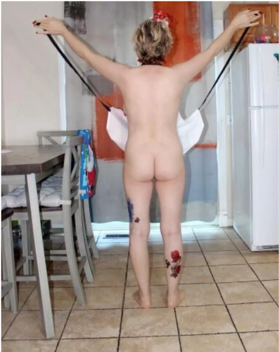 Even wearing an apron feels like too much.🙂 For many nudists, any clothing can feel restrictive and unnecessary. They find true comfort and freedom in being completely #lnude. This isn’t just about practicality, it’s about living naturally and aut posted by NancyJustNudism