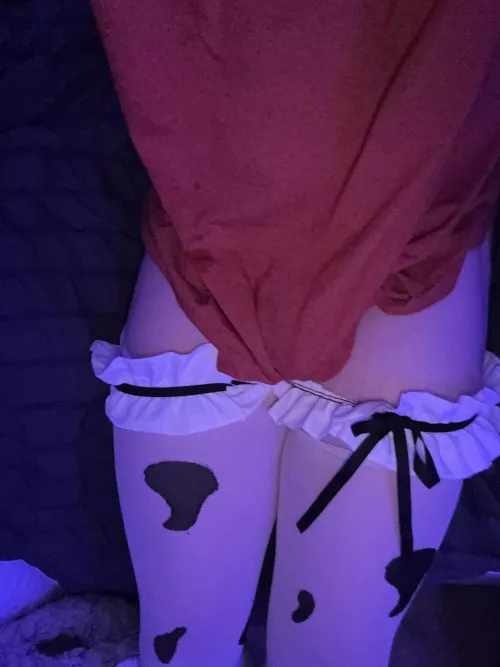 Hey ;) by EmotionalBreakfast51