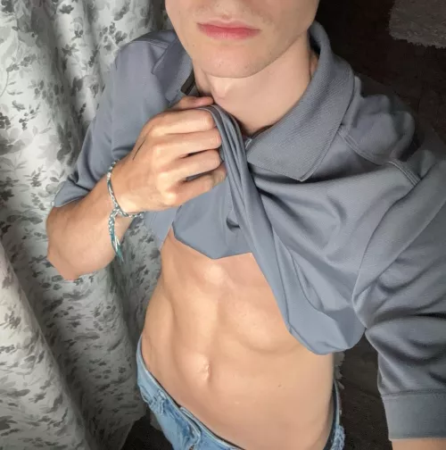 IM DL Just wanting some friends. Dm me if pics if you’re DL or straight.  by Old-Relationship8136