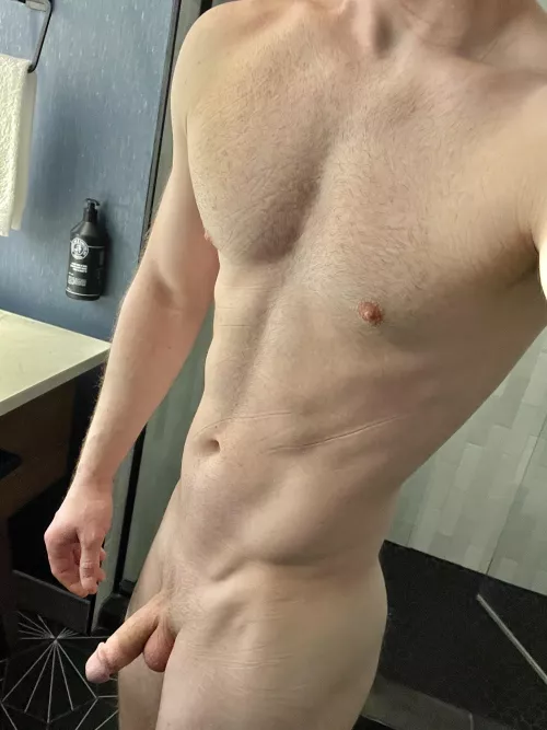 Not sure where all the bi-curious folks are at but here I am :) 30m by Timely_Cranberry338