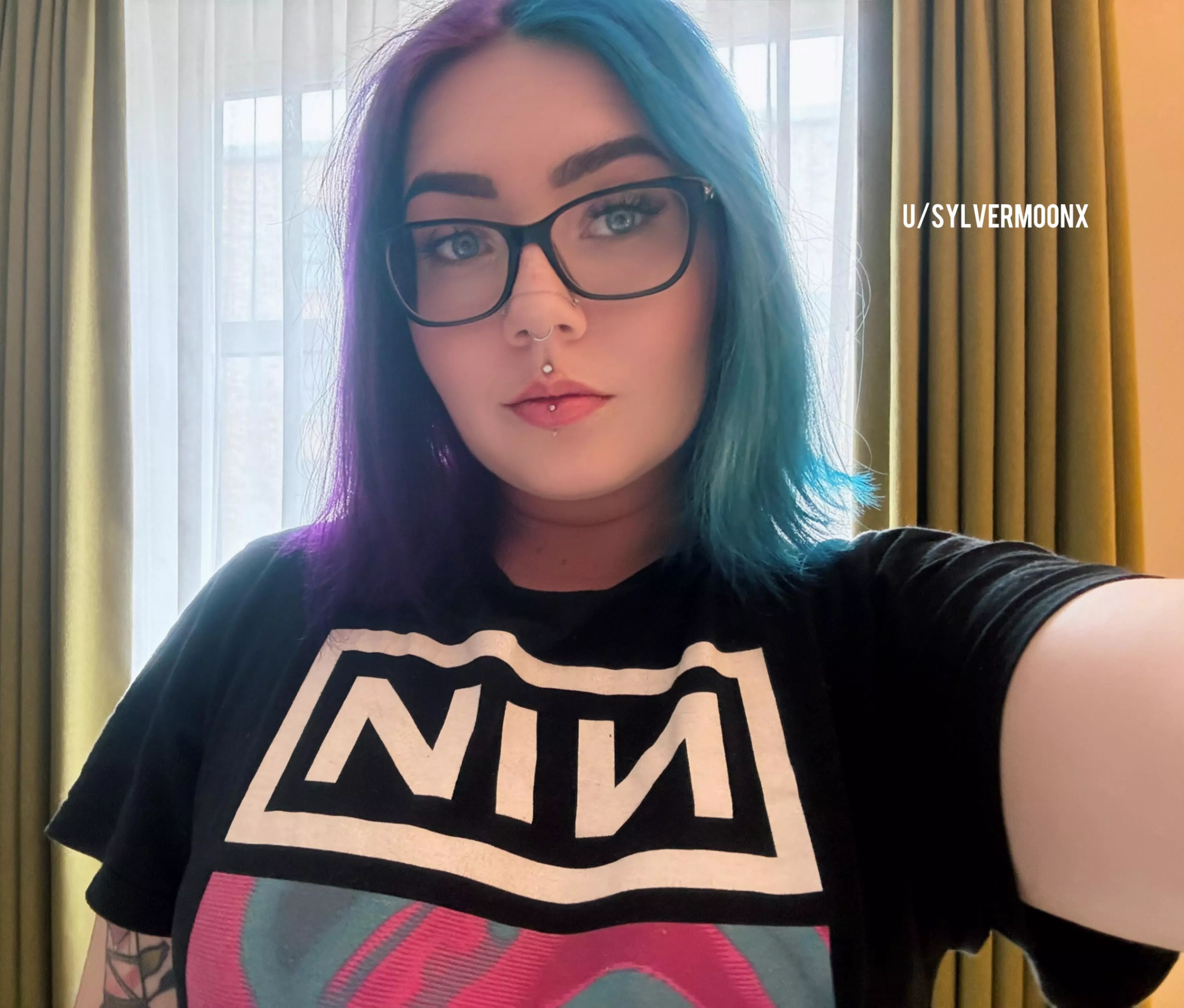 wearing clothes for a change posted by sylvermoonx