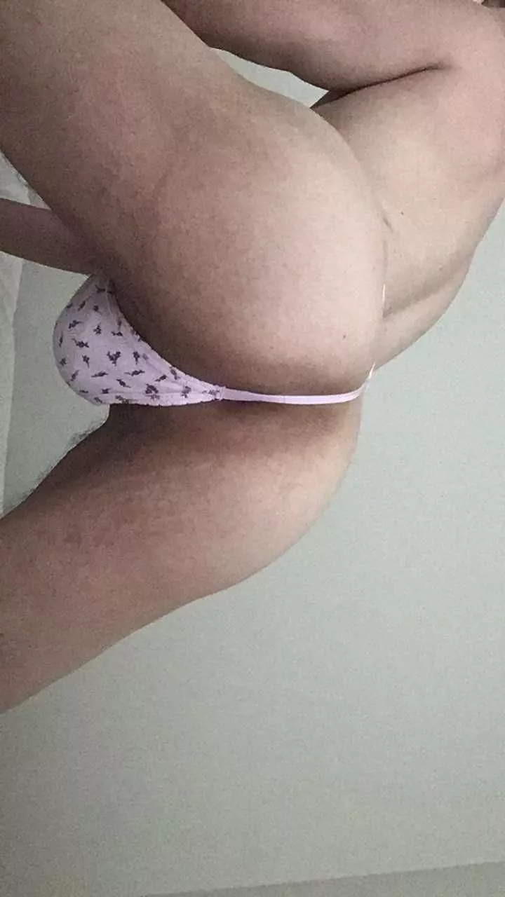 Who else likes pink?😏🍑 posted by timlean247