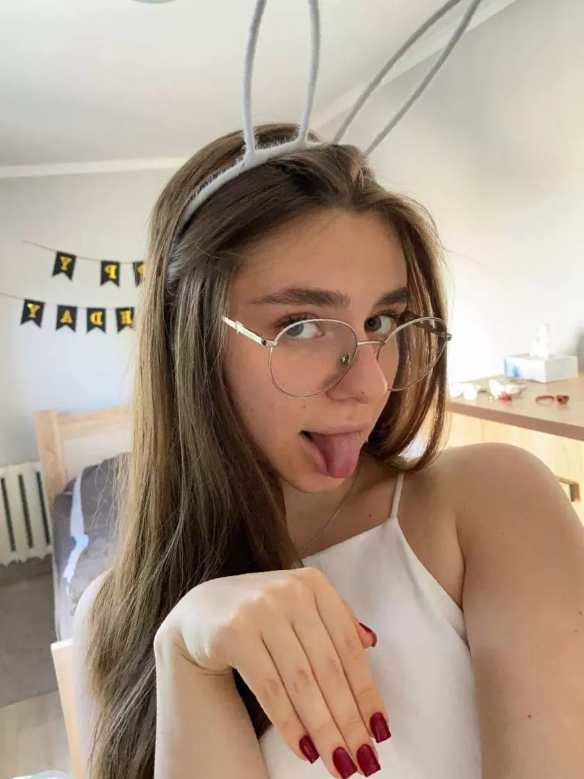 Bringing some bunny vibes your way posted by LoveSpellGaze