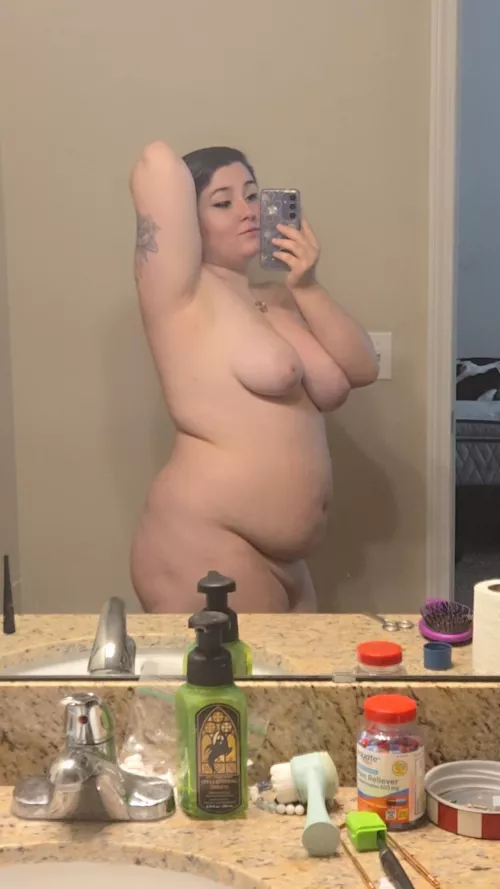 Hiya! by LovelyGhost1213