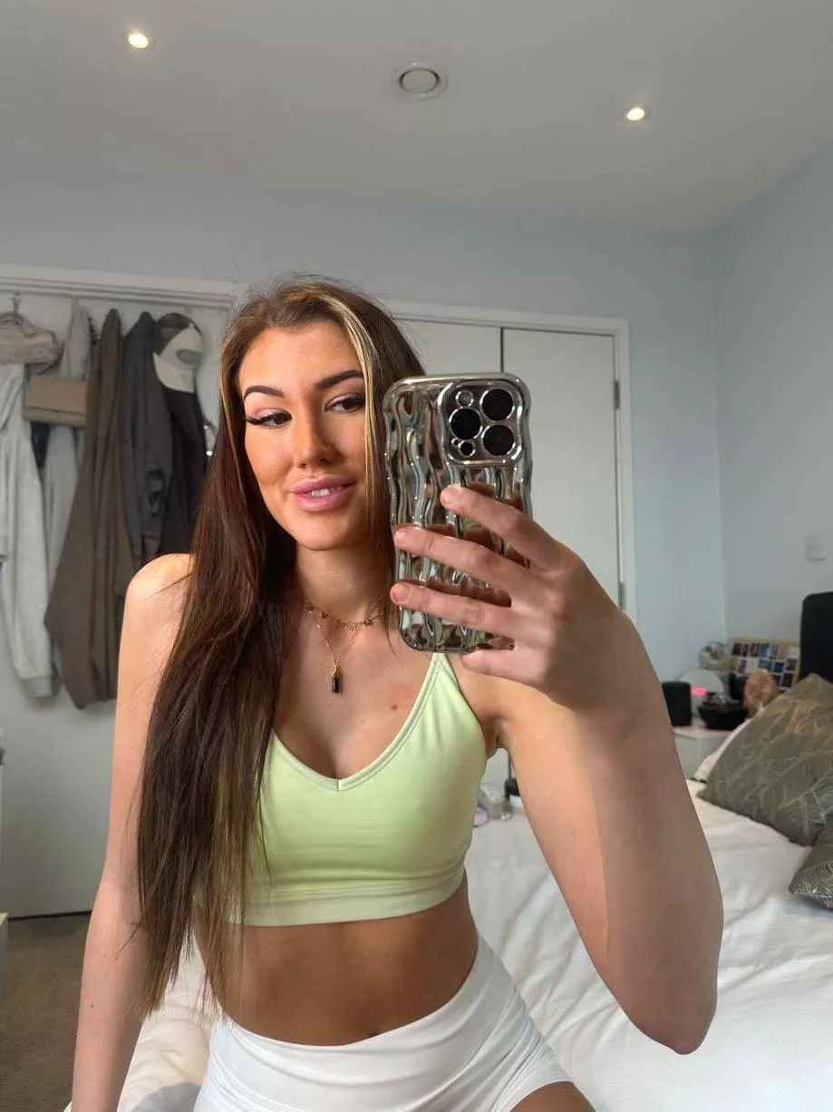 I am 6'5''. Am I too tall or too hot to handle? posted by HomeFar1276