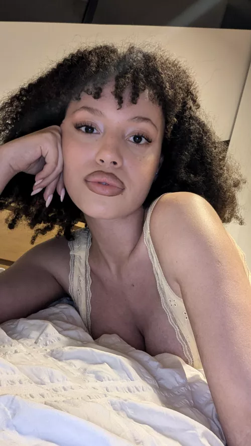 if you saw me in a club, would you buy me a drink? by xx-alien