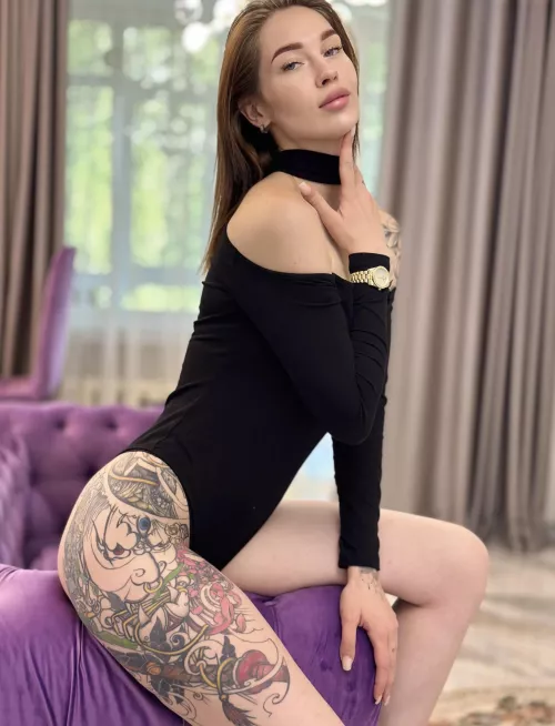 I'm wearing my sexy black underwear and I want you to appreciate it by apple_only_