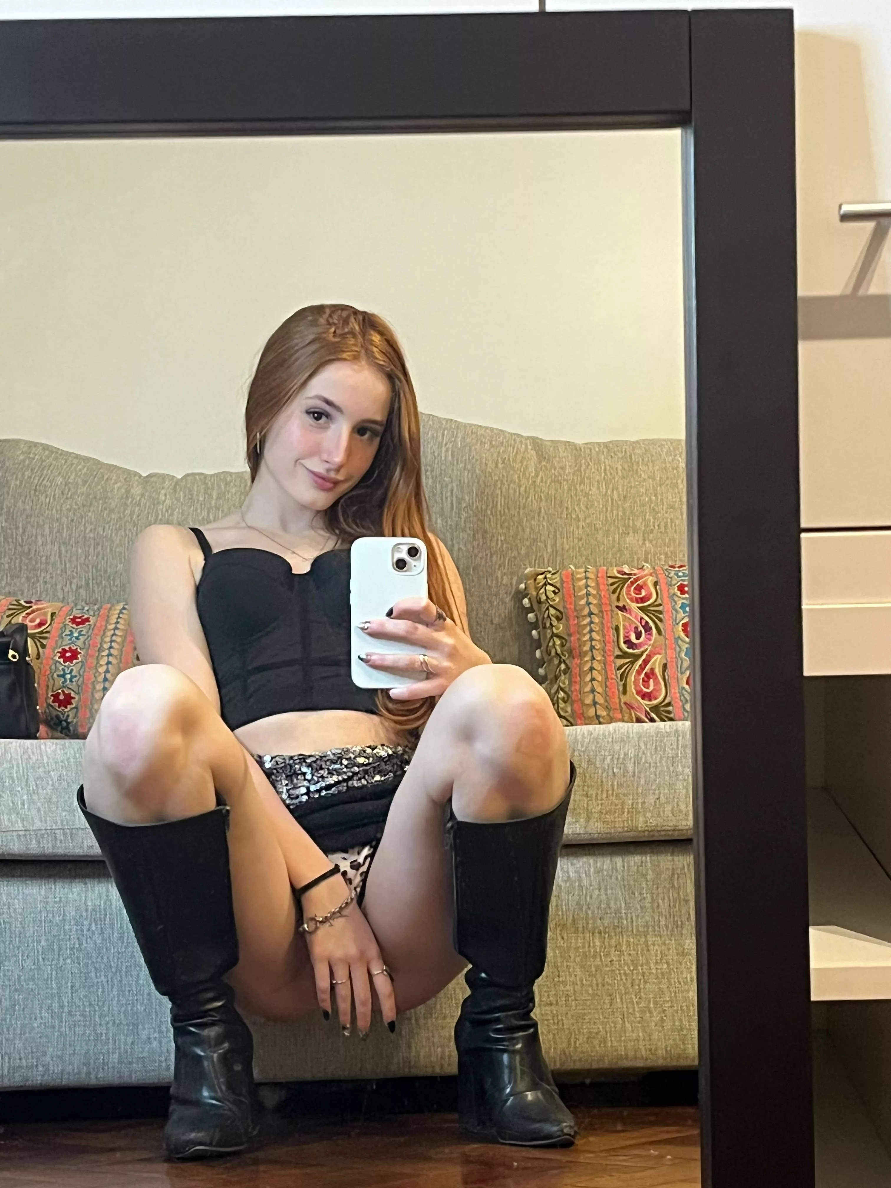 Just a tiny redhead. posted by hazel_luz