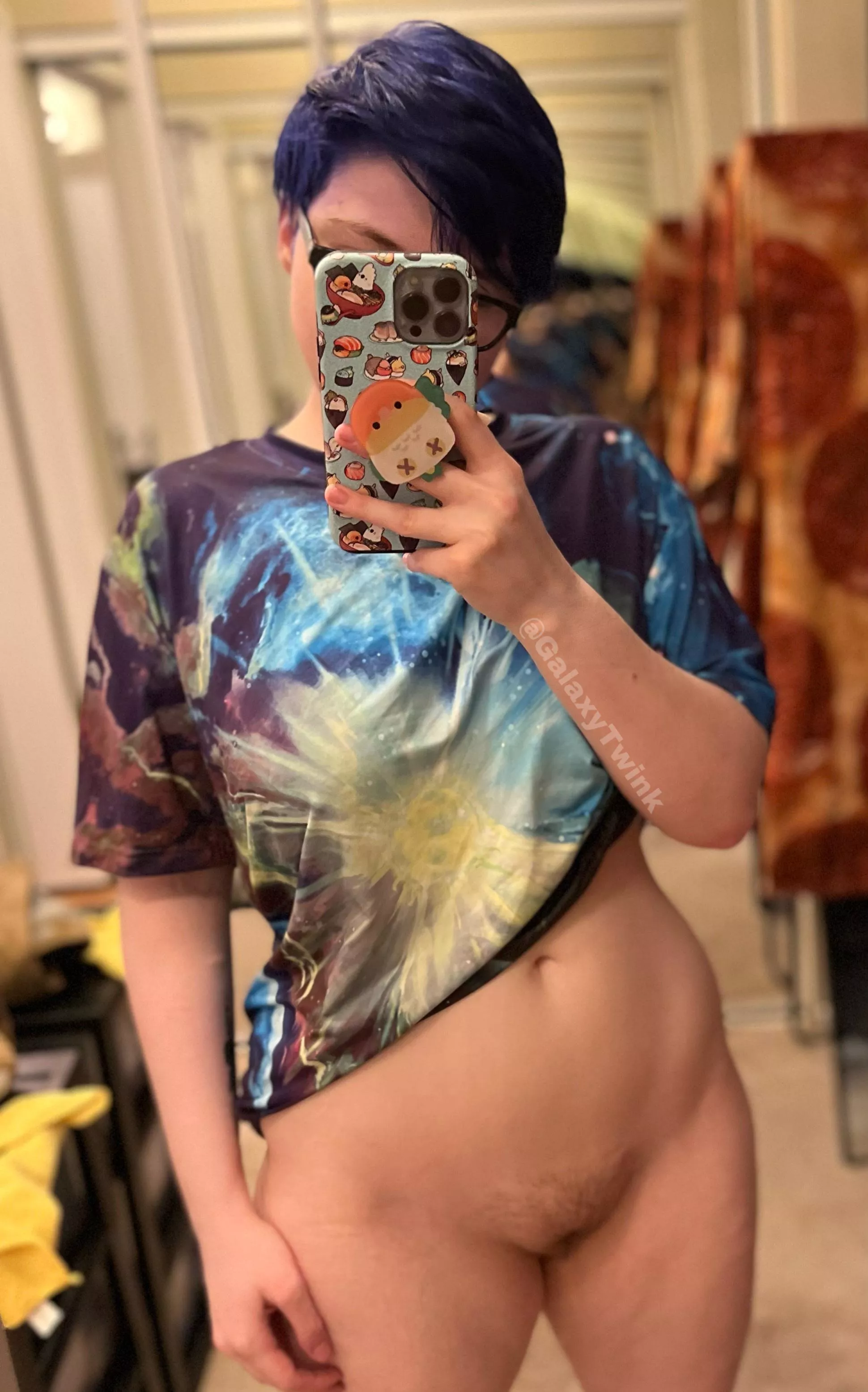 Looking for a new fuck buddy, any volunteers? 😈  posted by Belak99