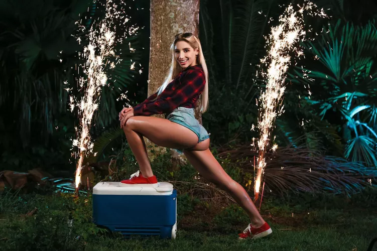 The ass is the show 🎇🎆🇺🇸 by ExecutiveF1ora