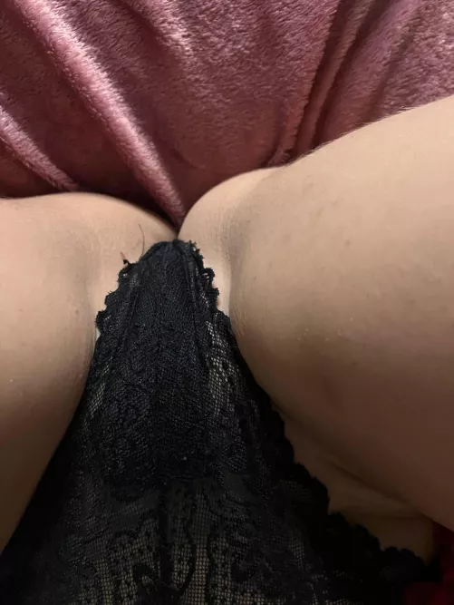 Trying to hypnotise you with new thong by SweetKarina1