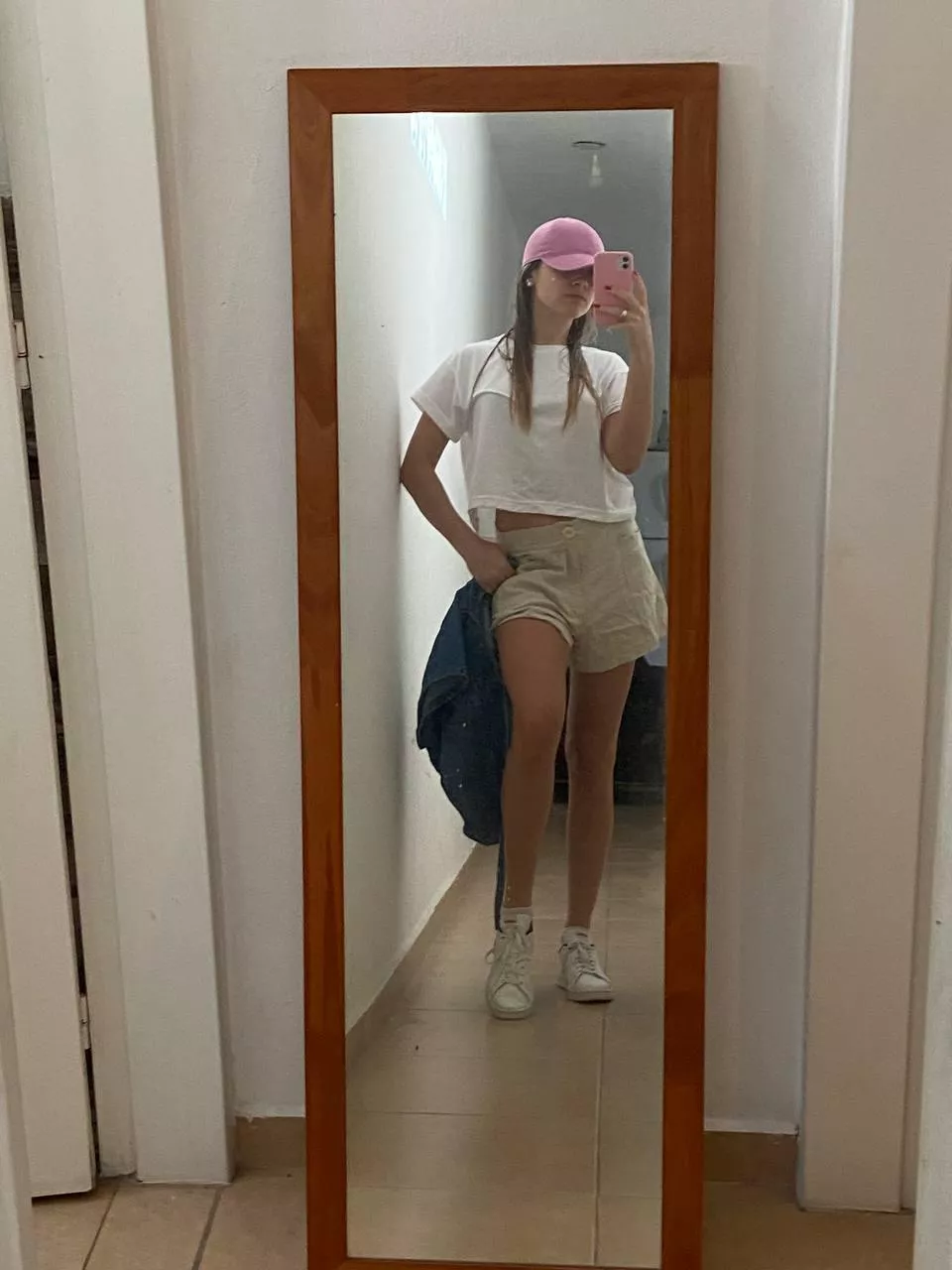 Walking and feeling admired, the best  
 posted by Hedtrip7