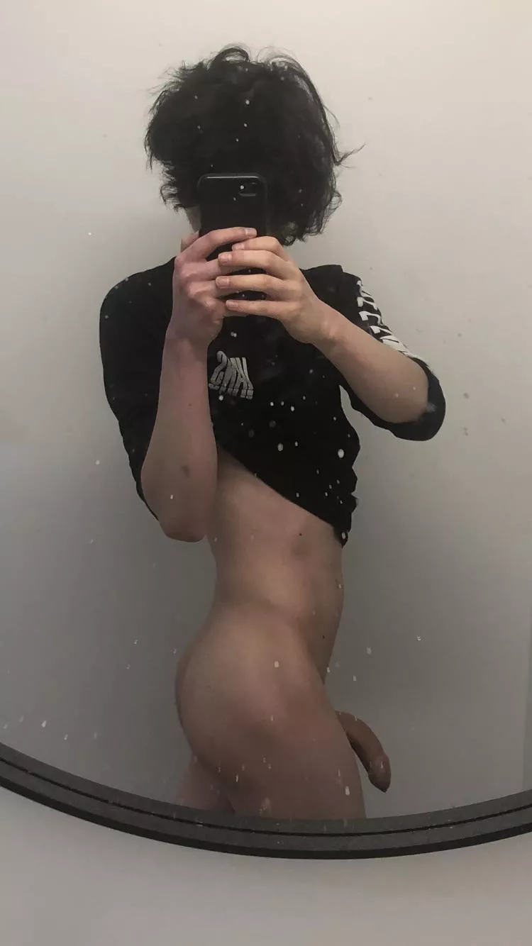 What do you think of my 18 year old body? posted by joogieboo