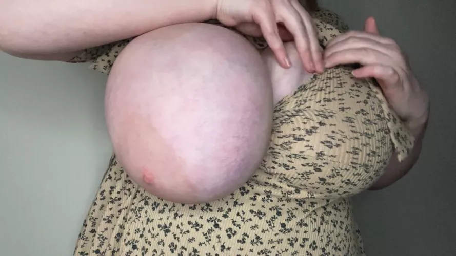 1 boob out Thursday :) by The_32M_Queen