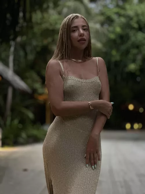 I felt the thrill of daring to go outside without underwear. by AdelBaby